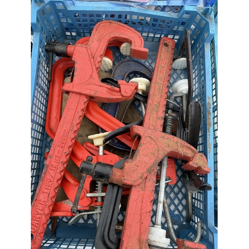 203 - 16 SMALL PLASTIC TRAYS OF TOOLS TO INCLUDE GRINDING WHEELS, CLAMPS ETC