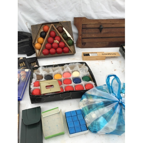 243 - CRATE OF VINTAGE SNOOKER BALLS, SCOREBOARD ETC