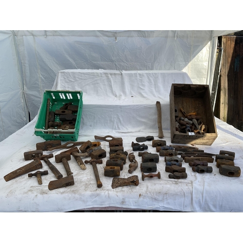 5 - CRATE AND WOODEN BOX OF VINTAGE AXE HEADS AND HAMMER HEADS