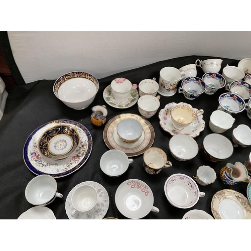 69 - BOX OF CHINA TO INCLUDE, WEDGEWOOD, SPODE ETC