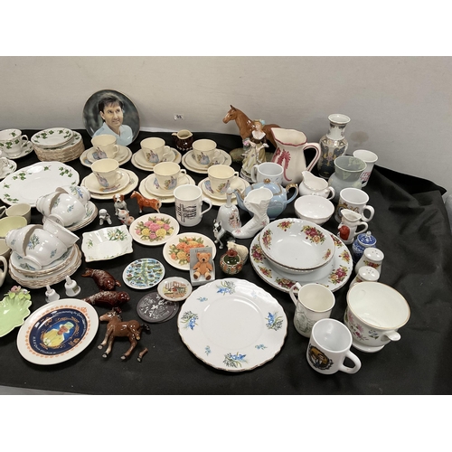 98 - 2 BOXES OF CHINA TO INCLUDE PART TEA SETS, NURSERY RHYME CUP AND SAUCER ETC