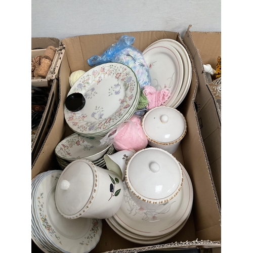 99 - 4 BOXES OF ODDS TO INCLUDE KITCHENWARE, GLASSWARE, CASED CUTLERY, FLOWER POSIES, ENALMELLED CAST IRO... 