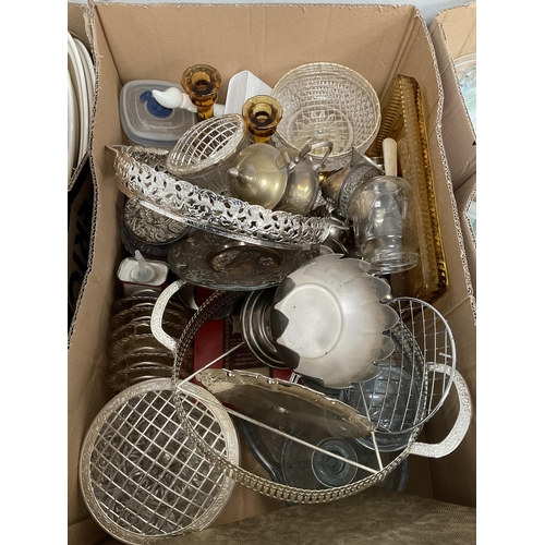 99 - 4 BOXES OF ODDS TO INCLUDE KITCHENWARE, GLASSWARE, CASED CUTLERY, FLOWER POSIES, ENALMELLED CAST IRO... 