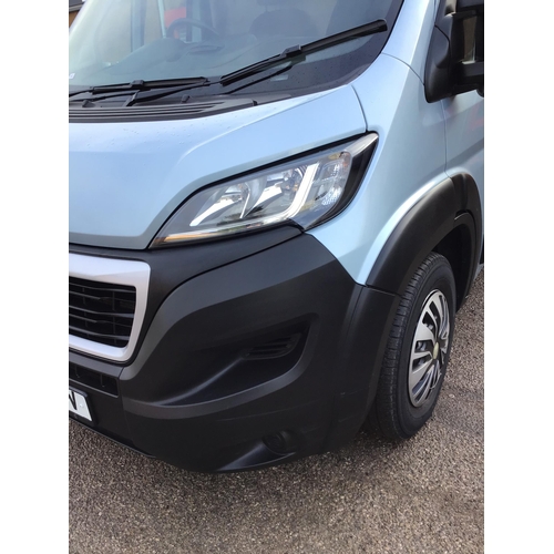 392 - PEUGEOT BOXER L4 2 AXLE RIGID BODY DIESEL VAN - AZURE BLUE - FIRST REG MAY 2021 - 2200CC - 12 MONTHS... 