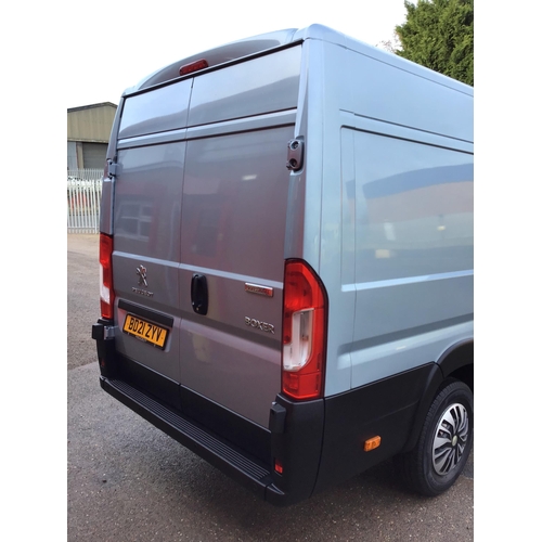 392 - PEUGEOT BOXER L4 2 AXLE RIGID BODY DIESEL VAN - AZURE BLUE - FIRST REG MAY 2021 - 2200CC - 12 MONTHS... 