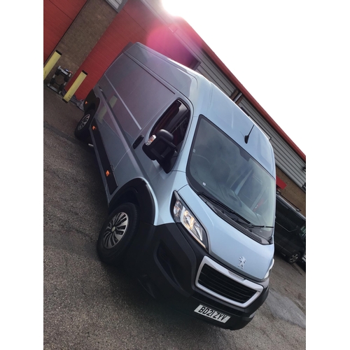 392 - PEUGEOT BOXER L4 2 AXLE RIGID BODY DIESEL VAN - AZURE BLUE - FIRST REG MAY 2021 - 2200CC - 12 MONTHS... 