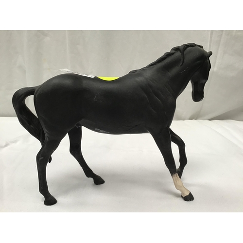 112 - ROYAL DOULTON HORSE AND FOAL H6