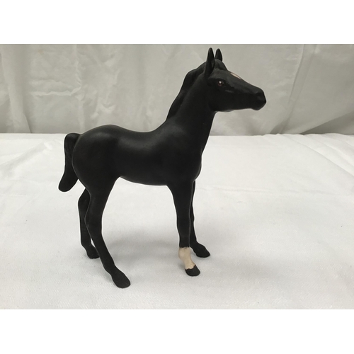 112 - ROYAL DOULTON HORSE AND FOAL H6