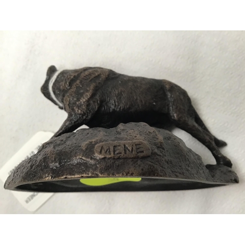 119 - SMALL BRONZE FOX ON BASE - H2