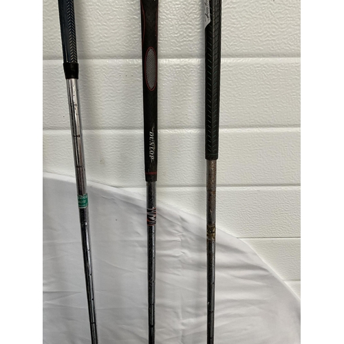 22 - QTY OF GOLF CLUBS TO INCLUDE A HICKORY SHAFT EXAMPLE