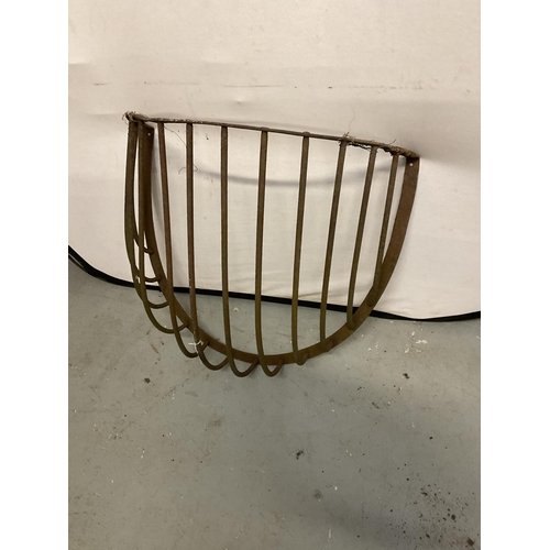 105 - EARLY CAST IRON HAY RACK H31