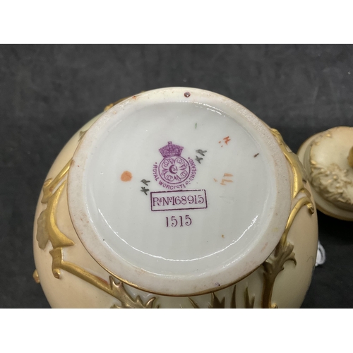 155 - ANTIQUE ROYAL WORCESTER BLUSH IVORY LIDDED POT PUREE WITH HAND PAINTED FLOWER DECORATION AND PUCE BA... 