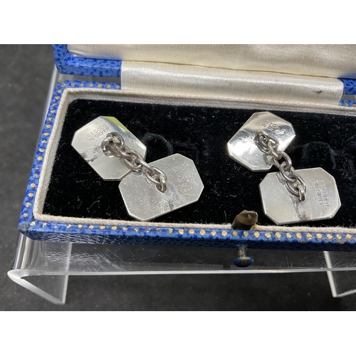 177 - PAIR OF GOLD ON SILVER CUFFLINKS AND A SMALL QTY OF COLLECTABLES