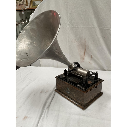 184 - ANTIQUE EDISON BELL GEM PHONOGRAPH WITH OAK CASE ALONG WITH A QTY OF ORIGINAL WAX CYLINDERS COMPLETE... 