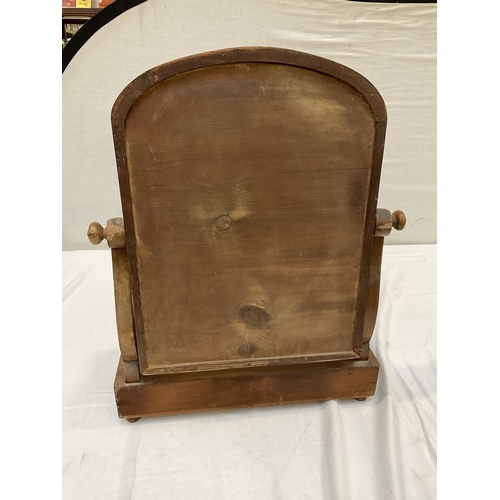 366 - VICTORIAN MAHOGANY TOILET MIRROR WITH 2 DRAWERS TO  BASE