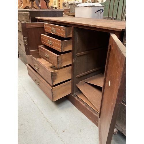 372 - VINTAGE FLOOR STANDING CABINET FITTED WITH 5 DRAWERS AND 2 CUPBOARDS A/F - H36