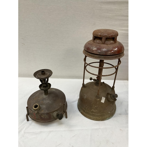 373 - QTY OF PARAFIN LAMPS ETC TO INCLUDE 2 BOXED TILLY LAMPS