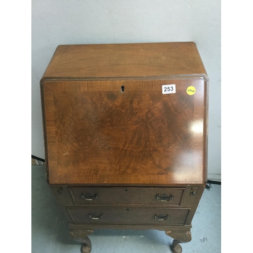 253 - SMALL VINTAGE WALNUT BUREAU ON CABRIOLE LEGS FITTED INTERIOR AND 2 DRAWERS H39