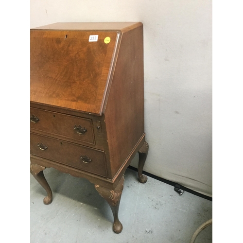 253 - SMALL VINTAGE WALNUT BUREAU ON CABRIOLE LEGS FITTED INTERIOR AND 2 DRAWERS H39