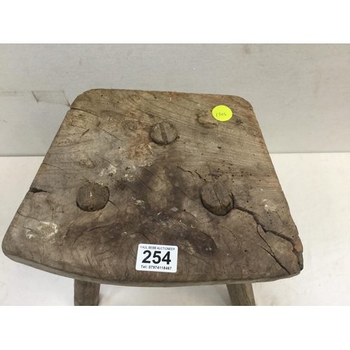 254 - ANTIQUE RUSTIC MILKING STOOL H11