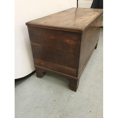 266 - GEOGIAN OAK BLANKET BOX WITH BRACKET FEET H24