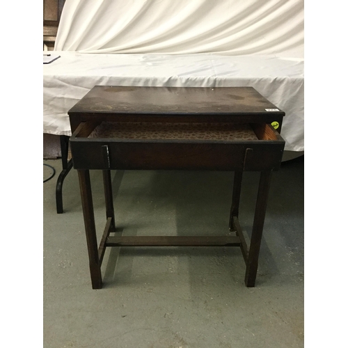 275 - VINTAGE OAK SIDE TABLE FITTED WITH DRAWER H28