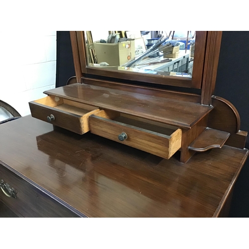 284 - EDWARDIAN MAHOGANY DRESSING TABLE FITTED WITH 5 DRAWERS AND A MIRROR WITH BRASS HANDLES - H70