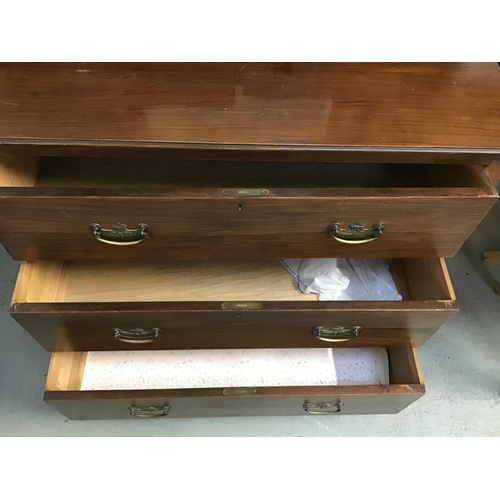 284 - EDWARDIAN MAHOGANY DRESSING TABLE FITTED WITH 5 DRAWERS AND A MIRROR WITH BRASS HANDLES - H70