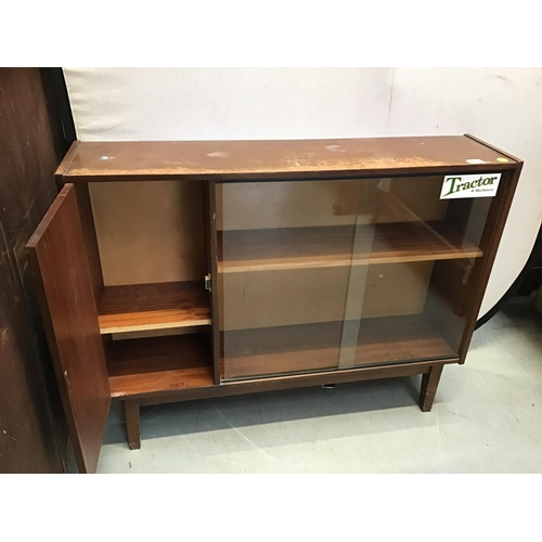 287 - VINTAGE  DISPLAY CABINET WITH SLIDING GLASS DOORS AND A SIDE CUPBOARD A/F  H33