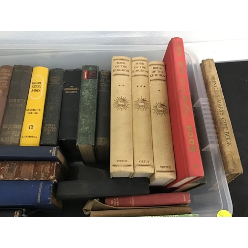 288 - BOX OF VINTAGE BOOKS TO INCLUDE A PRINCESS MARY GIFT BOOK