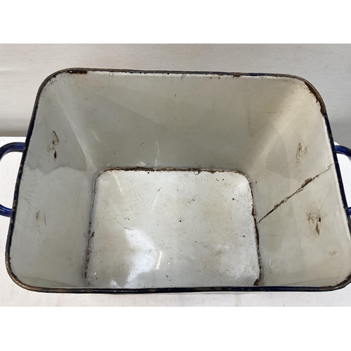 379 - VINTAGE ENAMEL BREAD BIN ALONG WITH A GALVANISED BUCKET, STONEWARE FLAGGON ETC