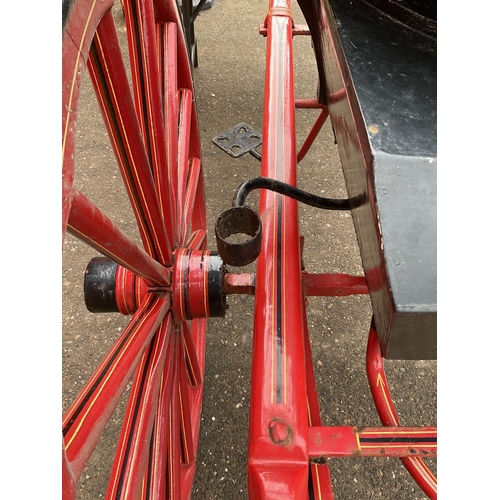 409 - ANTIQUE TWIN WHEEL HORSE TRAP WITH LEAF SPRING SUSPENSION, IRON STEPS AND LAMP BRACKETS PAINTED RED ... 