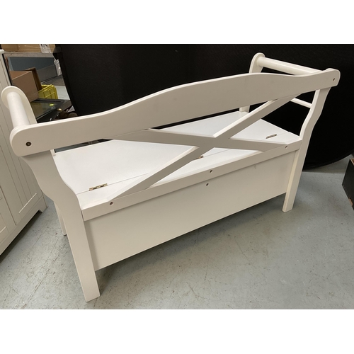 420 - MODERN WHITE PAINTED BEDROOM BLANKET BOX SEATED BENCH H 29