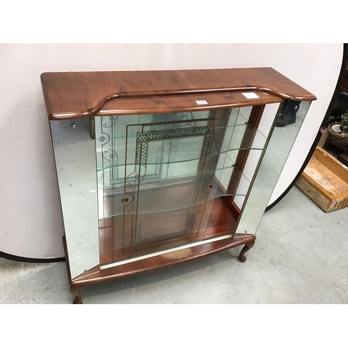 327 - 1950'S CHINA DISPLAY CABINET WITH SLIDING GLASS DOORS AND MIRROR PANELS H42