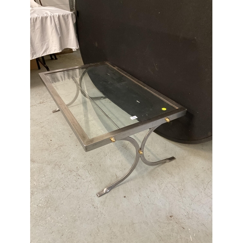 429 - MODERN GLASS AND STEEL COFFEE TABLE ALONG WITH A GLASS AND CHROME STAND H15