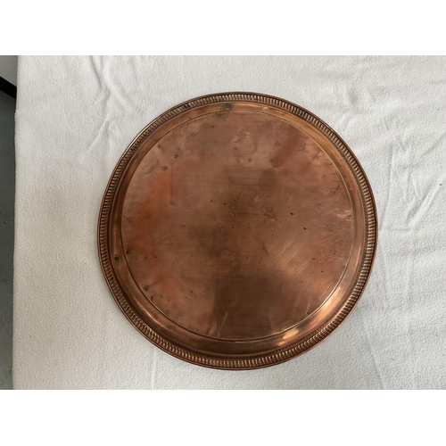 45 - 4 VINTAGE PUB ADVERTISING TRAYS DIA 12