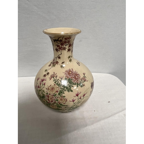 53 - 2 BOXES OF CHINA TO INCLUDE PLATES, CUPS SAUCERS, LUSTRE WARE ETC