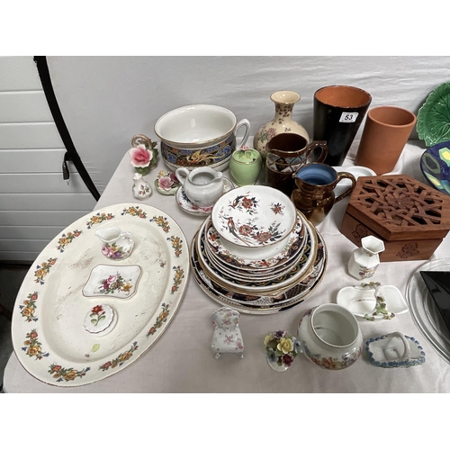 53 - 2 BOXES OF CHINA TO INCLUDE PLATES, CUPS SAUCERS, LUSTRE WARE ETC