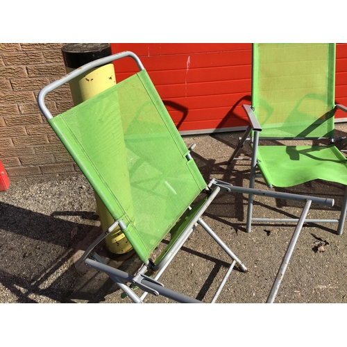 190 - SET OF 4 METAL FOLDING GARDEN CHAIRS A/F