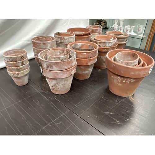 214 - CRATE OF VINTAGE TERRACOTTA PLANT POTS