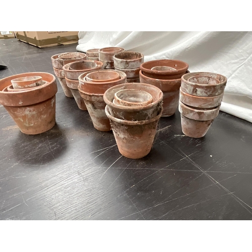 214 - CRATE OF VINTAGE TERRACOTTA PLANT POTS