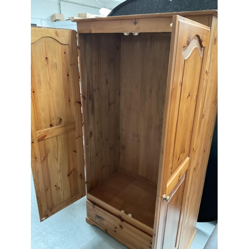 264 - MODERN PINE DOUBLE WARDROBE WITH DRAWER TO BASE H70