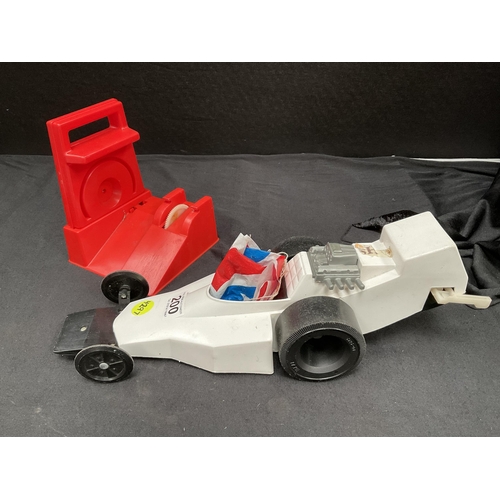 200 - EVIL KNIEVEL FORMULA 1 DRAGSTER WITH INSTRUCTIONS AND AN ENERGISER