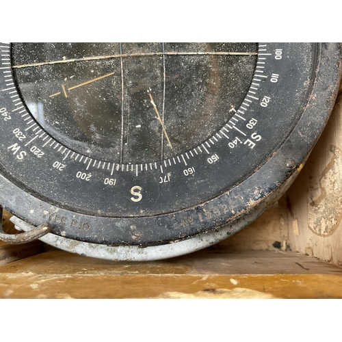 132 - WWII RAF AIR MINISTRY AIRCRAFT COMPASS IN BOX