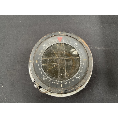 132 - WWII RAF AIR MINISTRY AIRCRAFT COMPASS IN BOX