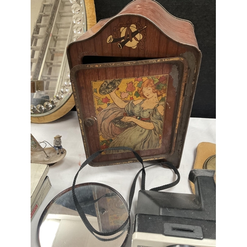 25 - BOX OF ODDS TO INCLUDE EDWARDIAN WALL MIRROR, RETRO COAT HOOKS, DESK LAMP ETC