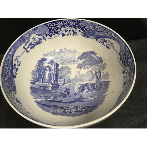 91 - BOX OF CHINA TO INCLUDE BLUE & WHITE BOWLS WEDGEWOODS PLAQUES, COALPORT PLAQUES ETC