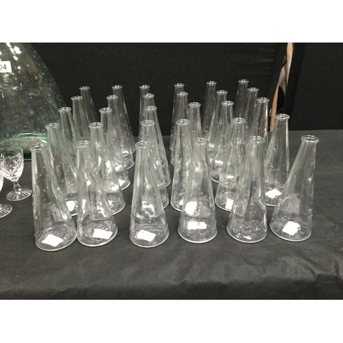 94 - CRATE AND A BOX OF GLASSWARE TO INCLUDE DECANTER & GLASSES - LARGE VASE ETC