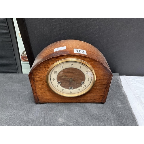 103 - VINTAGE OAK CASED WESTMINSTER CHIMES MANTEL CLOCK COMPELTE WITH KEY & PENDULUM