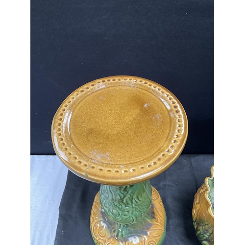 133 - REPRODUCTION MAJOLICA STYLE JARDINERE ON STAND H31